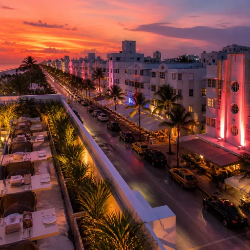 How the Miami Rush Shapes Nightlife, Hotels, and Late‑Night Dining